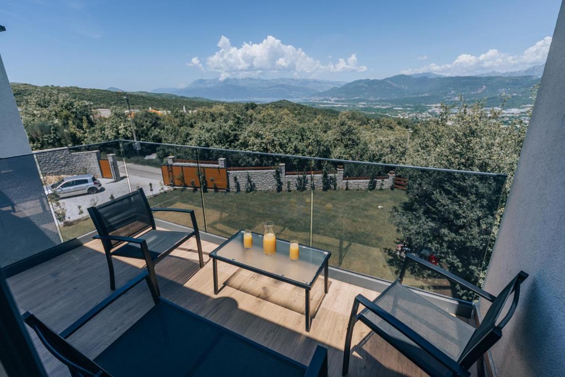 Villa Principium With Infinity Edge Pool&Hot Tub Kotor Bagian luar foto